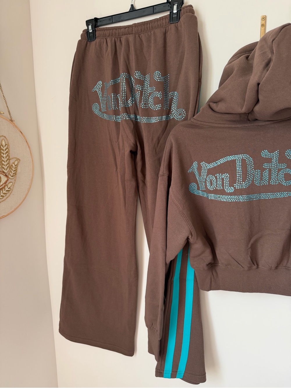 Von Dutch Brown teal rhinestone Hoodie and wide leg sweatpants set - Picture 4 of 10